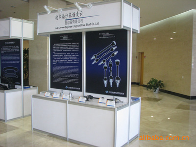 铝合金展示柜与货柜 价格、厂家与服务全解析——武汉荣华展示服务